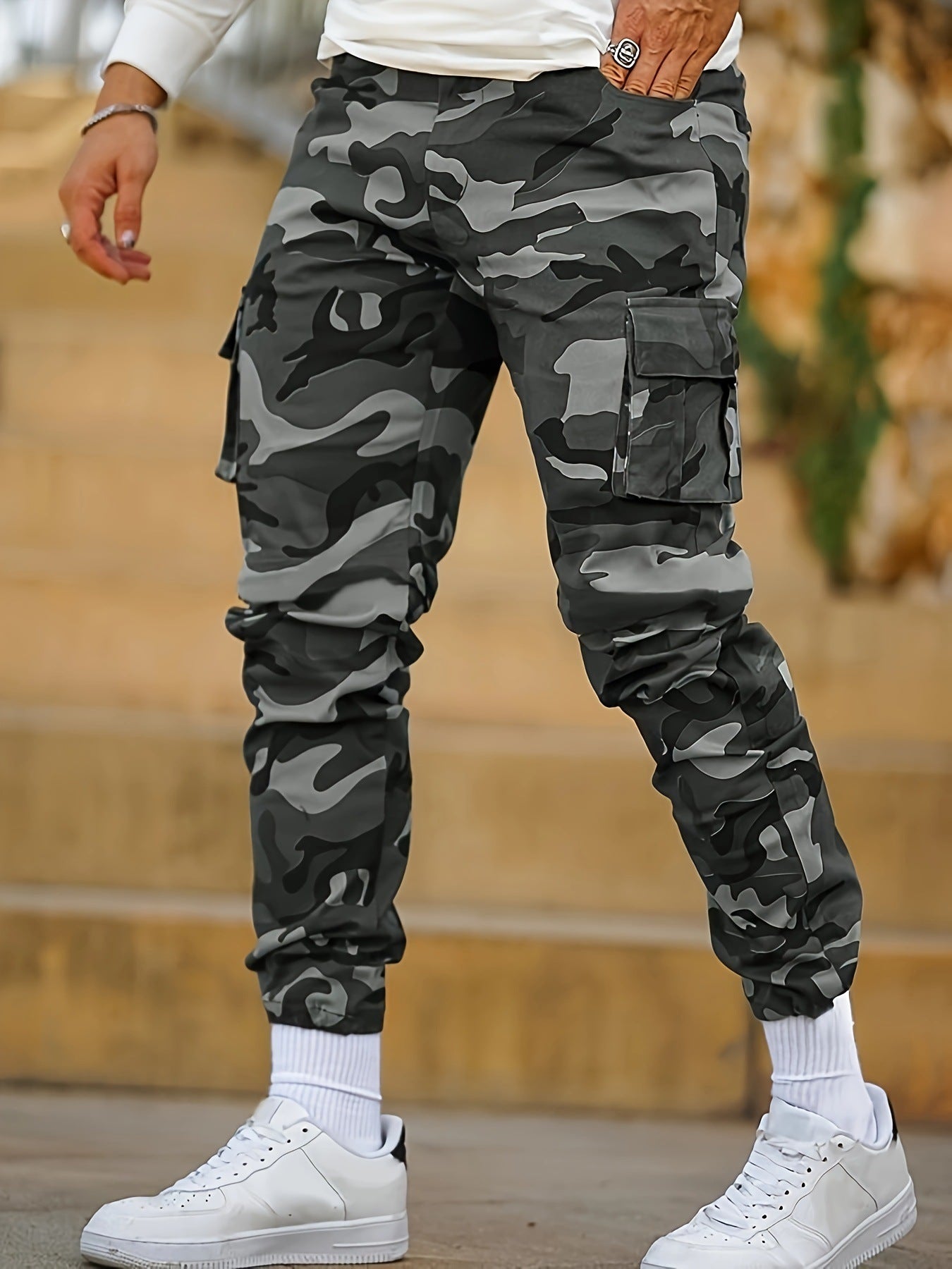 Multi-pocket Camouflage Ankle-tied Men's Overalls Fashion Sports Casual Pants Spring And Autumn